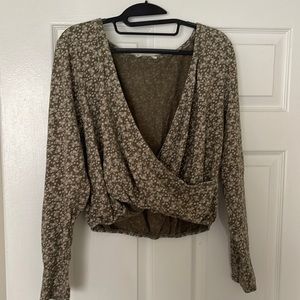 Hunter Green + Cream Floral Cotton Longsleeve Midi Wrap Top. Size XL